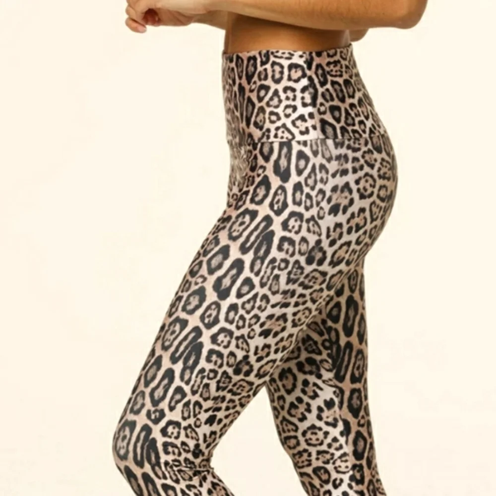Onzie Mamba PythonHIGH RISE LEGGING - LEOPARD - Picture 3 of 12